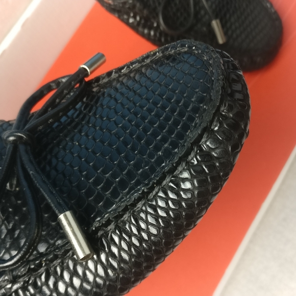 760cad Tods Gommino Loafer, Glossy Shiny Snakeskin Italian Leather size 6 - Picture 9 of 14